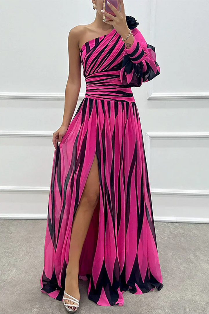 Shiloh - Robe Maxi Élégante Rayée à Une Épaule