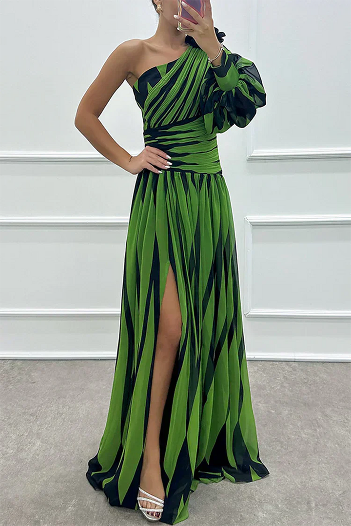 Shiloh - Robe Maxi Élégante Rayée à Une Épaule
